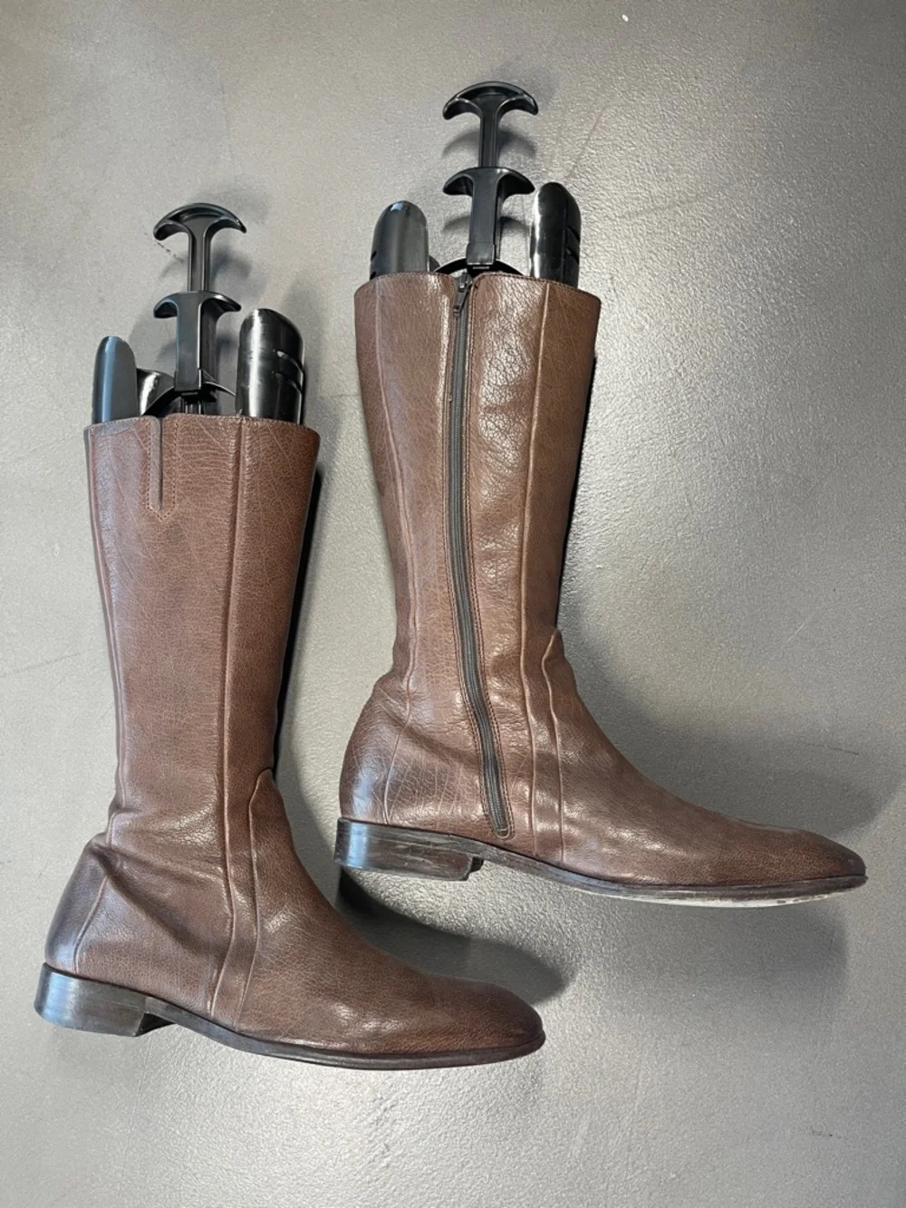 Valentino Garavani Mens Tall Brown Leather Boots Size 41.5